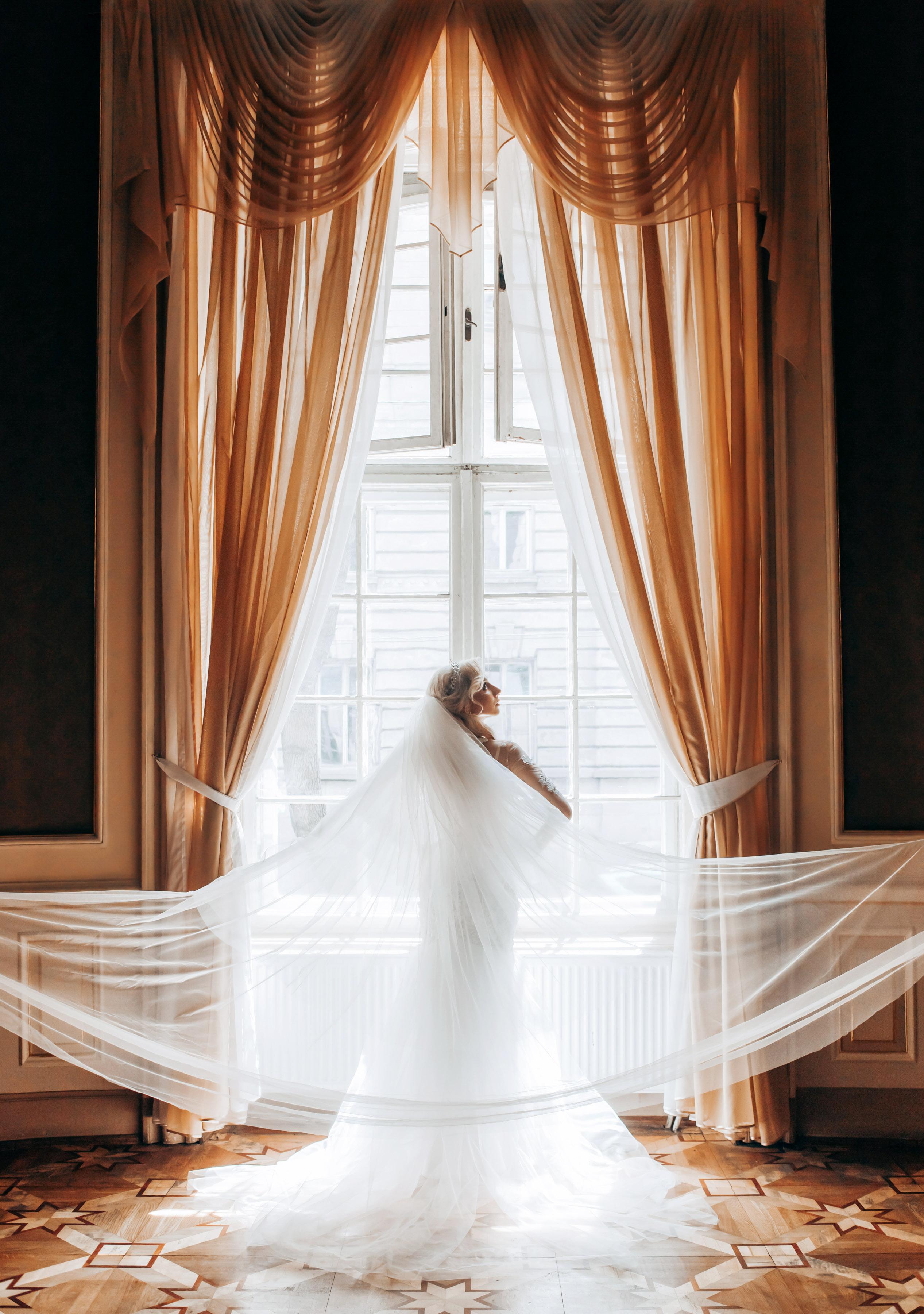 Elegant Intimate Wedding | Anna & Andrew